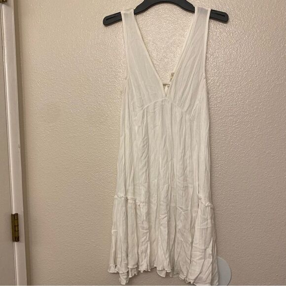 Millibon White Sleeveless plunging V Neck Sundress rayon beachy full skirt M - Picture 3 of 10